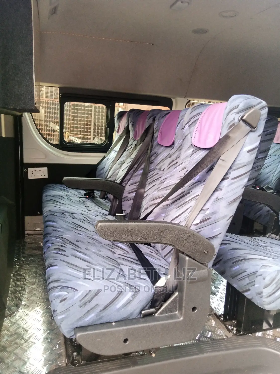 Executive Shuttle Reclining Seats 2021
