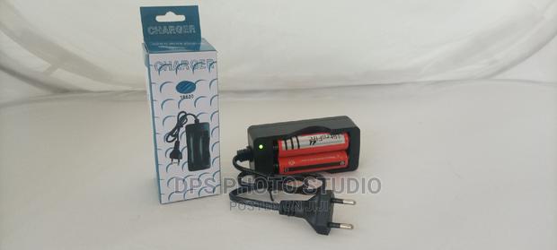 18650 Battery Charger 202a - thumbnail 2
