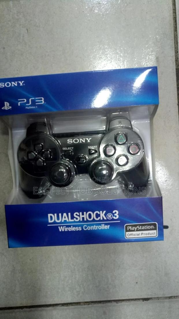 Sony Ps3 Wireless Gamepad or Game Controller