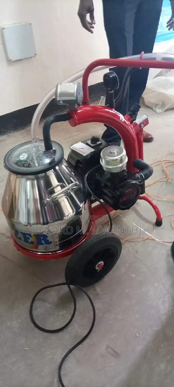 Milking Machine (Turkey)