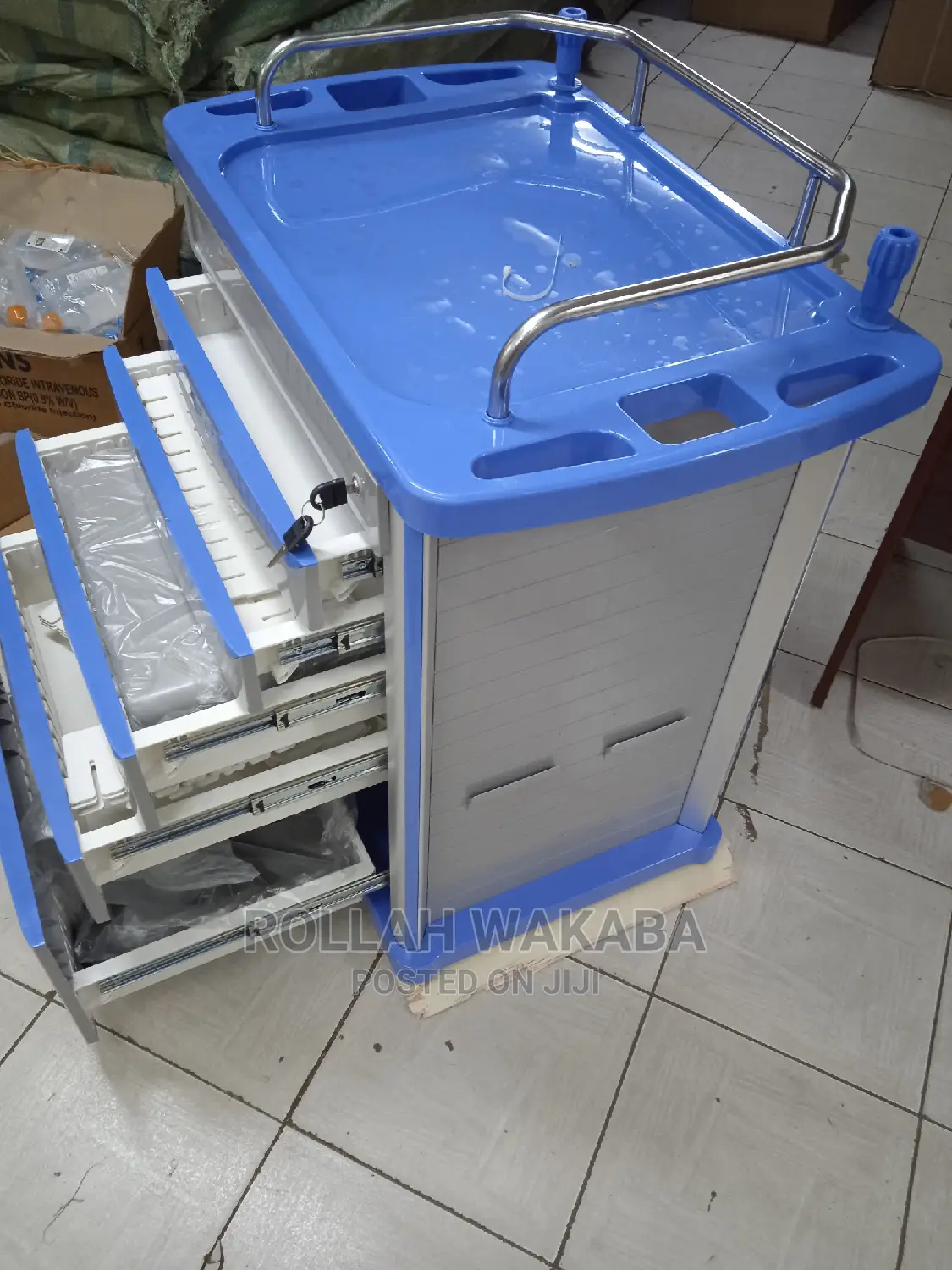 Crash Cart - Medicine Trolley