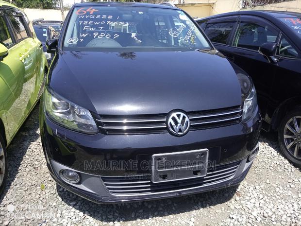 Volkswagen Touran 2014 Black