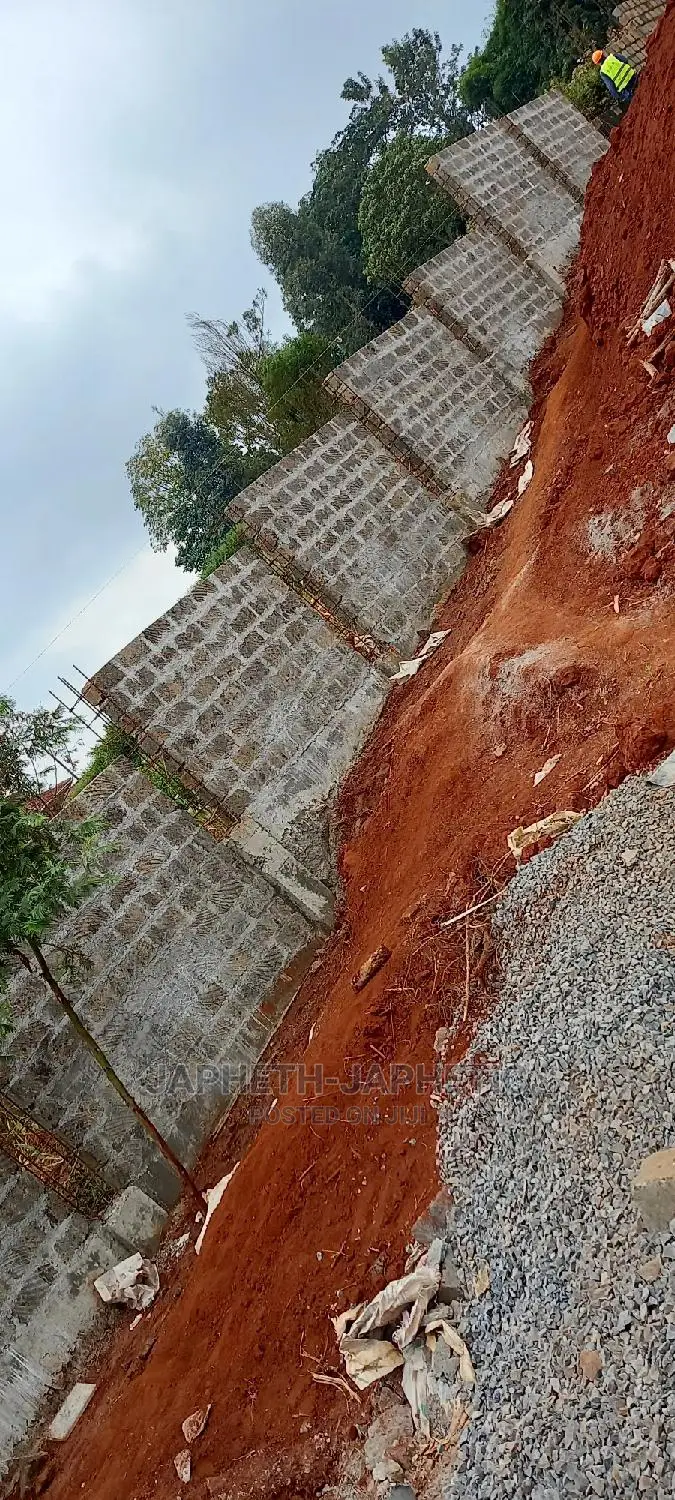 Strong Machine Cut Stones for Walling