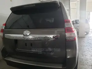 Toyota Land Cruiser Prado 2015 Ivory