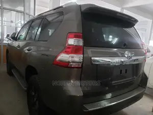 Toyota Land Cruiser Prado 2015 Ivory