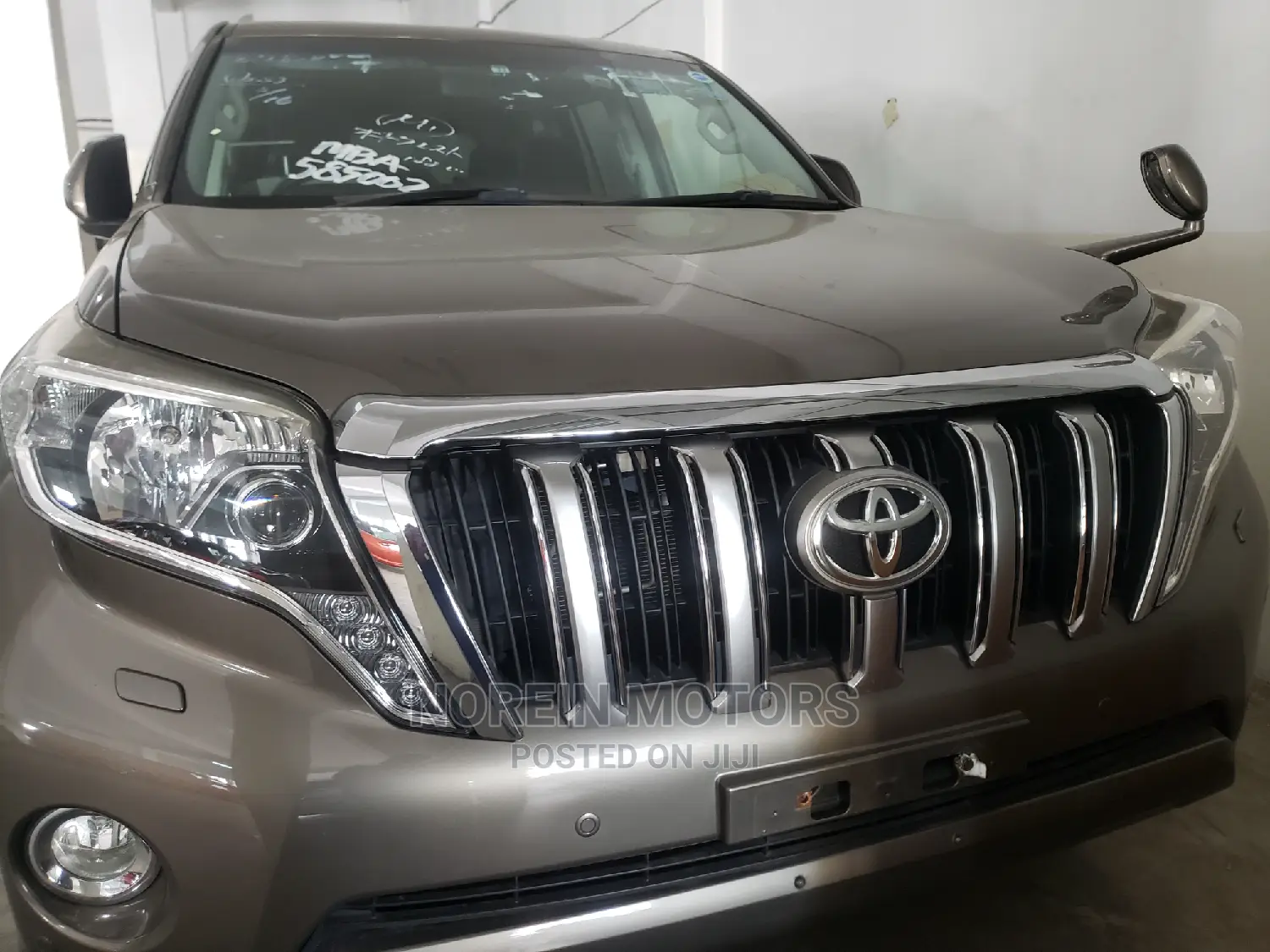 Toyota Land Cruiser Prado 2015 Ivory
