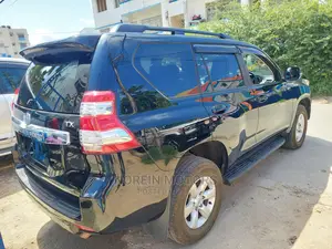 Toyota Land Cruiser Prado 2015 Ivory