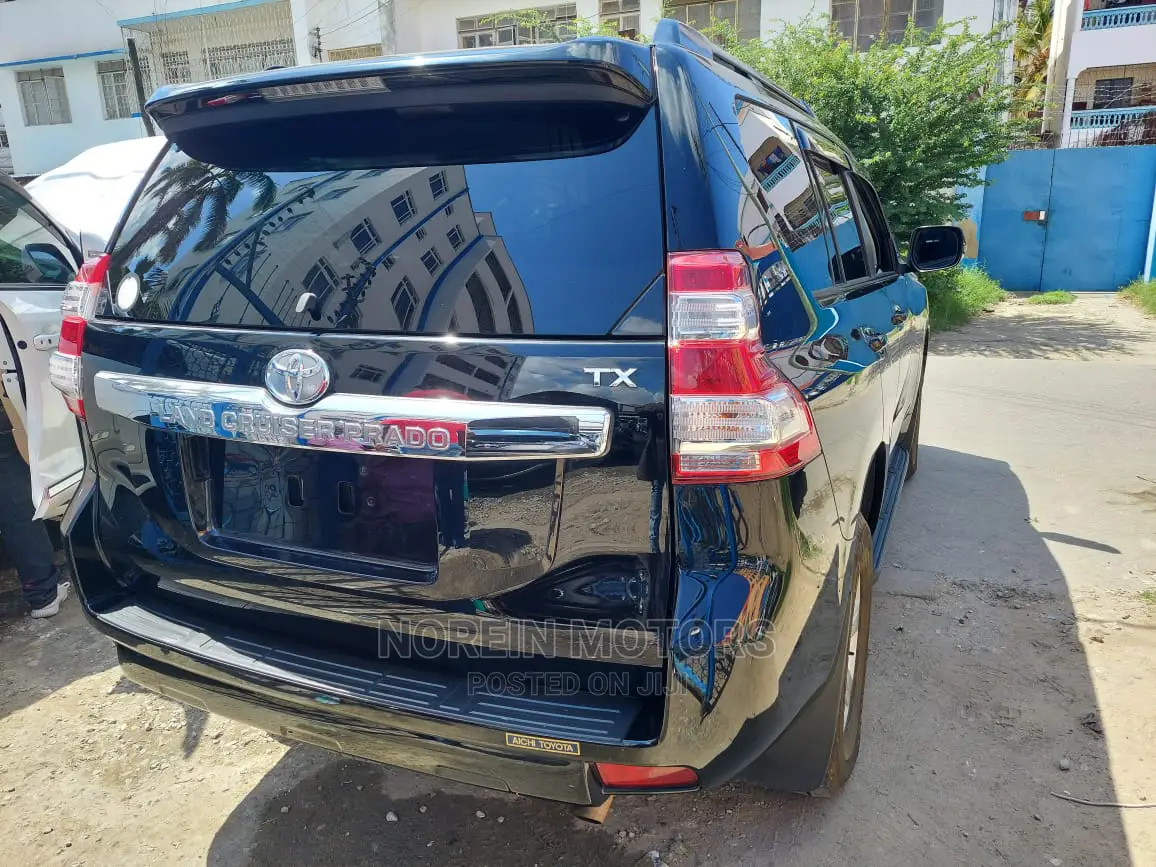 Toyota Land Cruiser Prado 2015 Ivory
