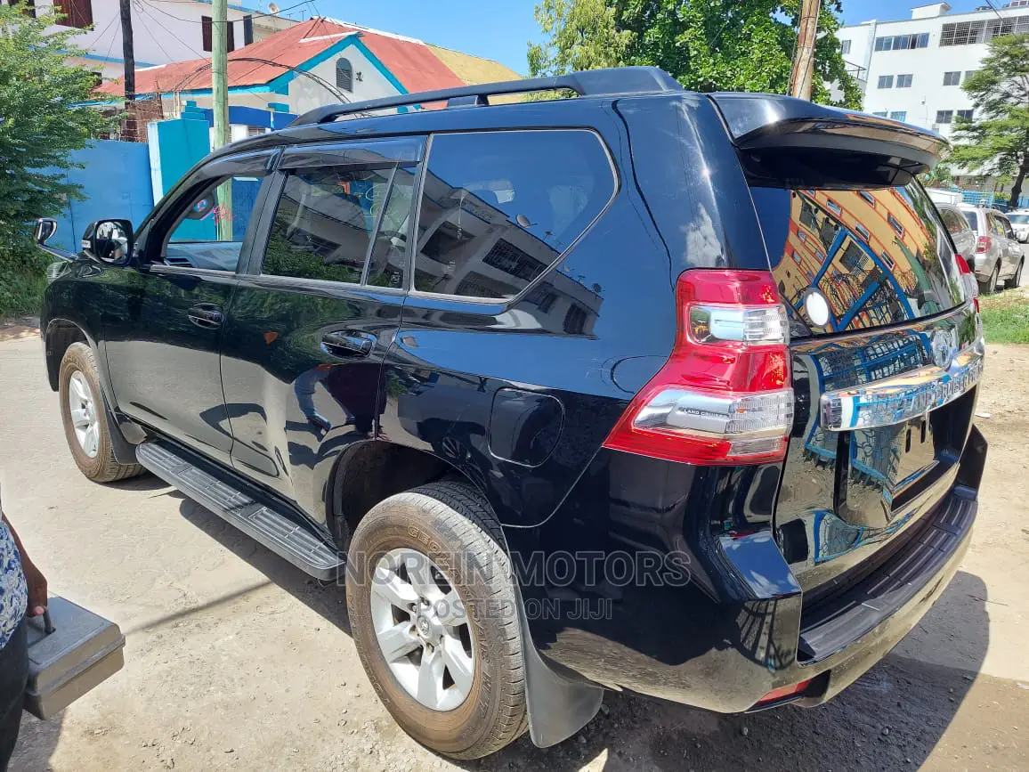 Toyota Land Cruiser Prado 2015 Ivory