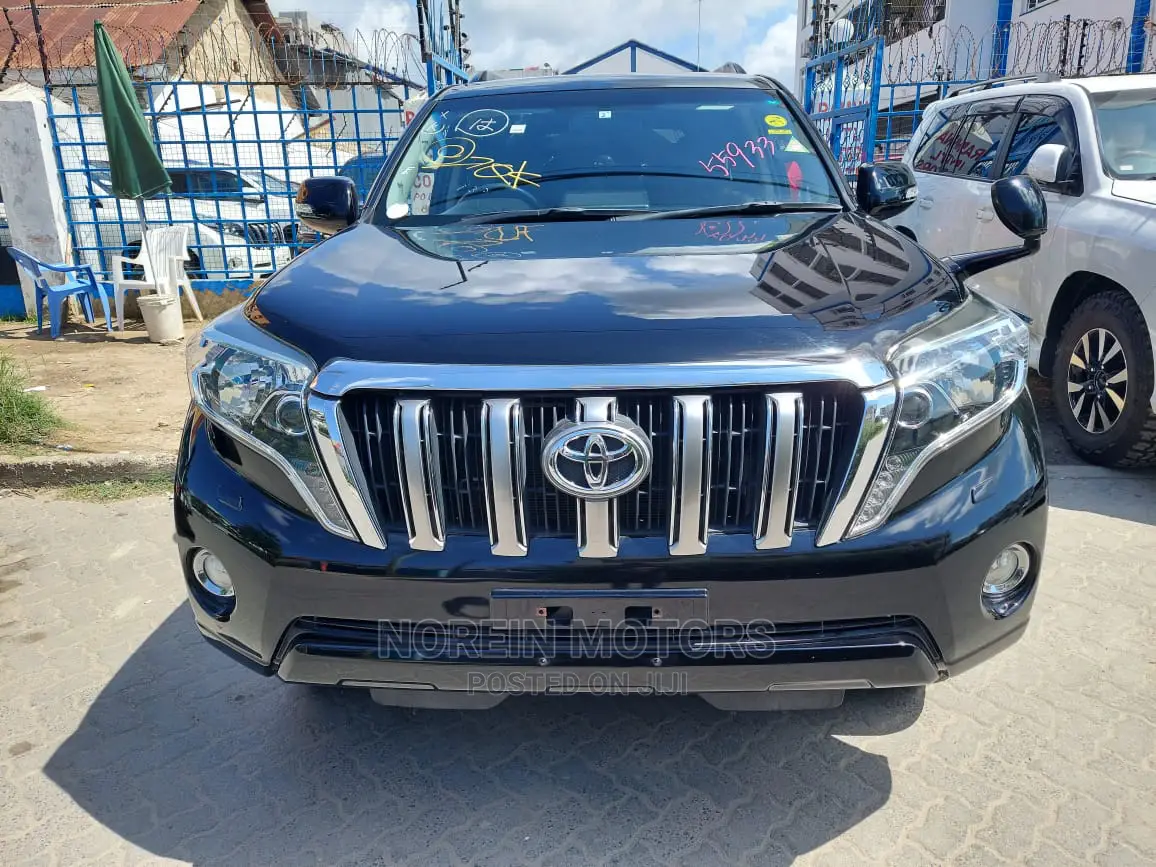 Toyota Land Cruiser Prado 2015 Ivory