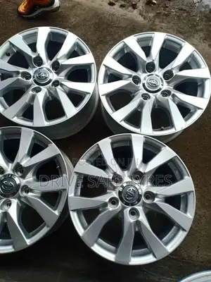 V8 Original Rims 17 Inch Set Silver