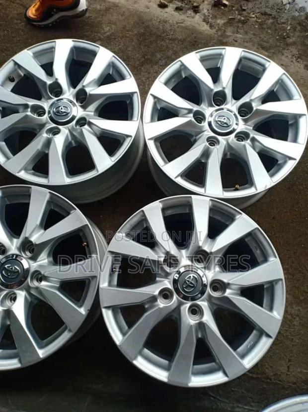 V8 Original Rims 17 Inch Set Silver