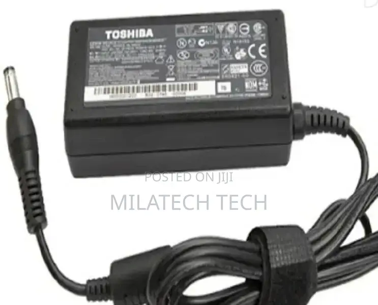 Toshiba 15V 5A Adapter