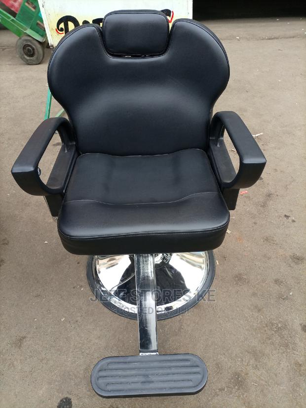 Black Barber Chair - main view
