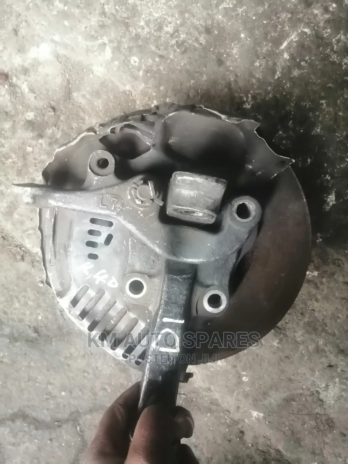 Toyota Townace Complete Hub, Old Model.
