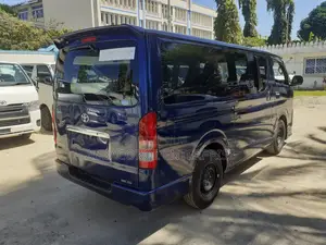 Toyota HiAce 2015