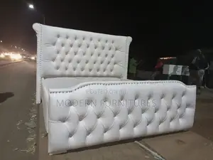 6/6 Bed Tufted Bed