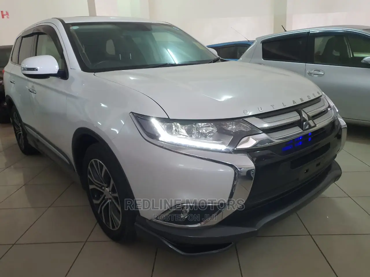 Mitsubishi Outlander 2016 White