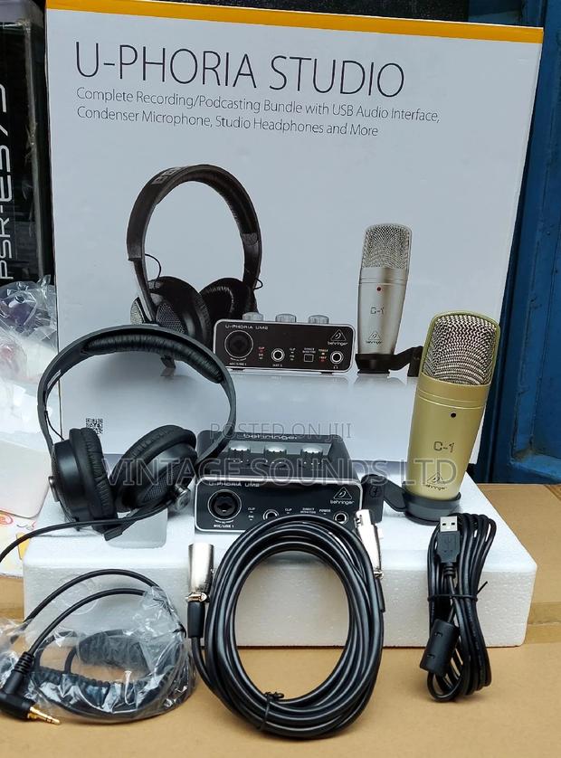 Behringer Uphoria Studio Set - thumbnail 2