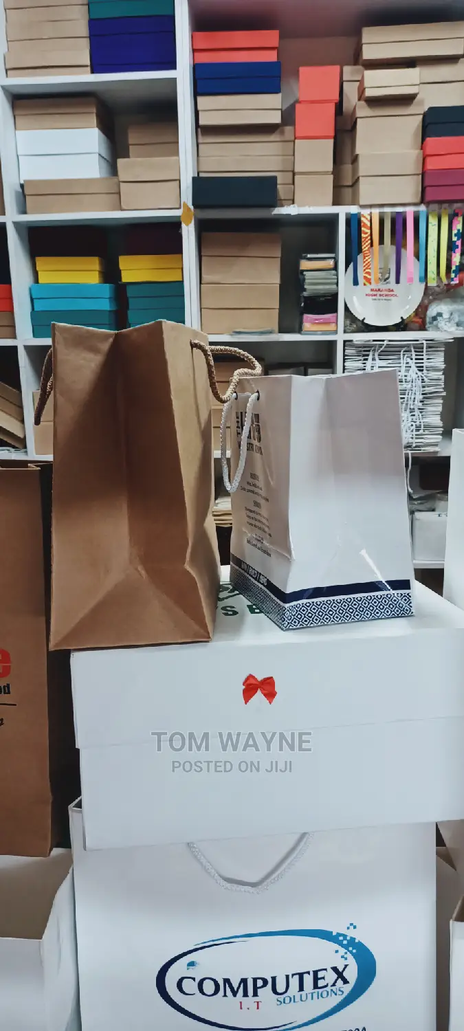 100 White and Brown Khaki Gift Bags