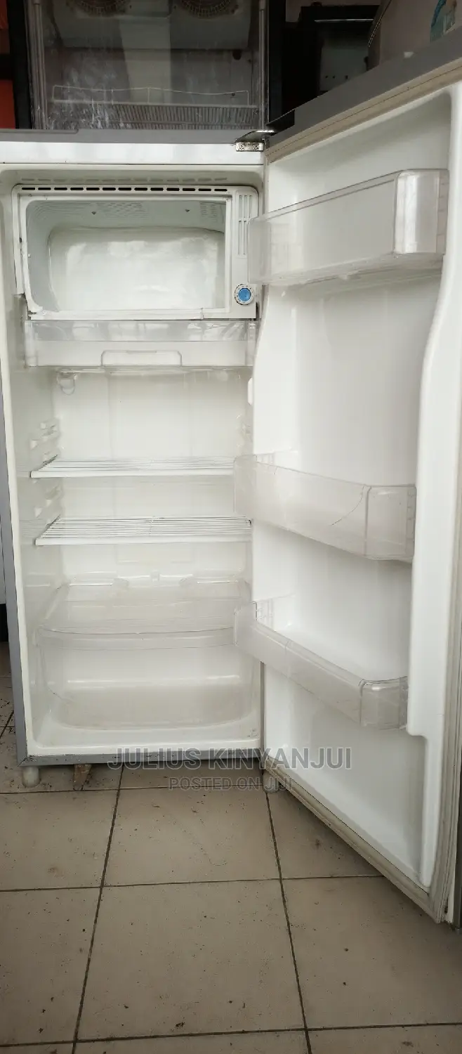 Samsung Fridge 200L