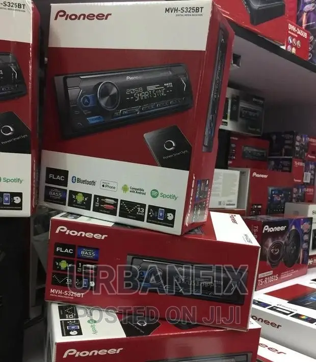 Pioneer Car Radio With Bluetooth, FM and USB, Removable Face