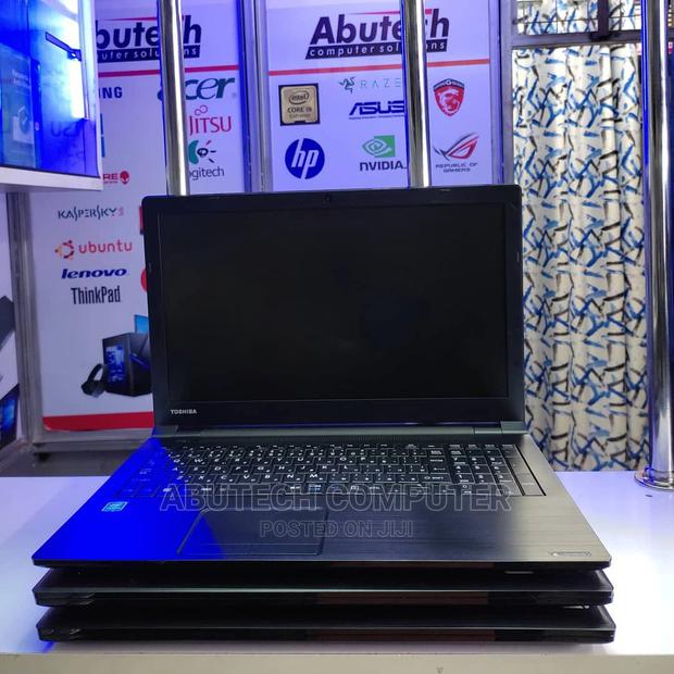 Laptop Toshiba Satellite Pro B40 4GB Intel Celeron SSD 500GB - main view