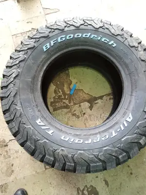 Bf Goodrich 275/70r16 All-Terrain.