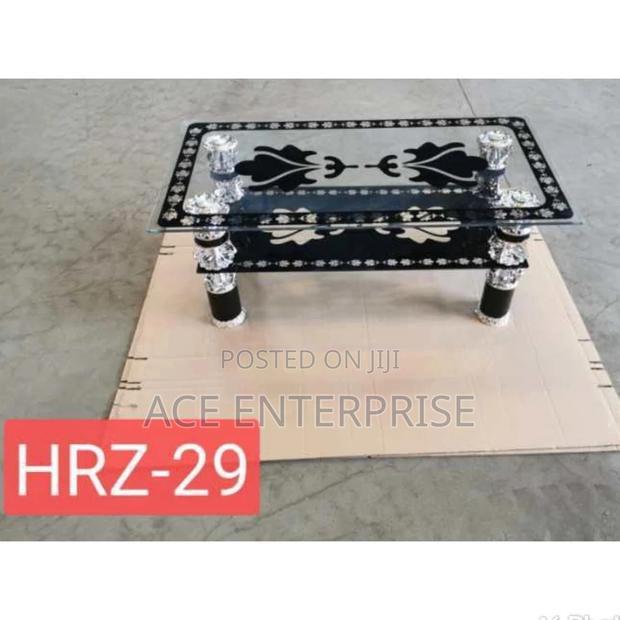 Htz-29 Glass Coffee Table. - main view