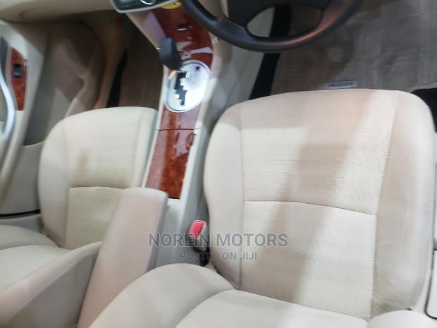 Toyota Allion 2015 - thumbnail 3