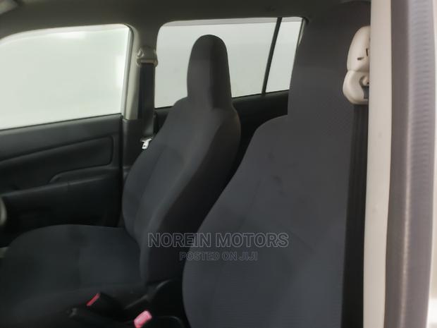 Toyota Probox 2014 Pearl - thumbnail 4