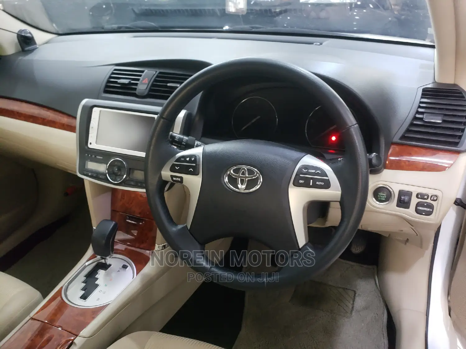 Toyota Premio 2015 White