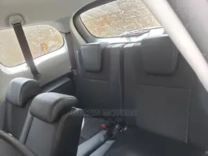 Toyota Wish 2015