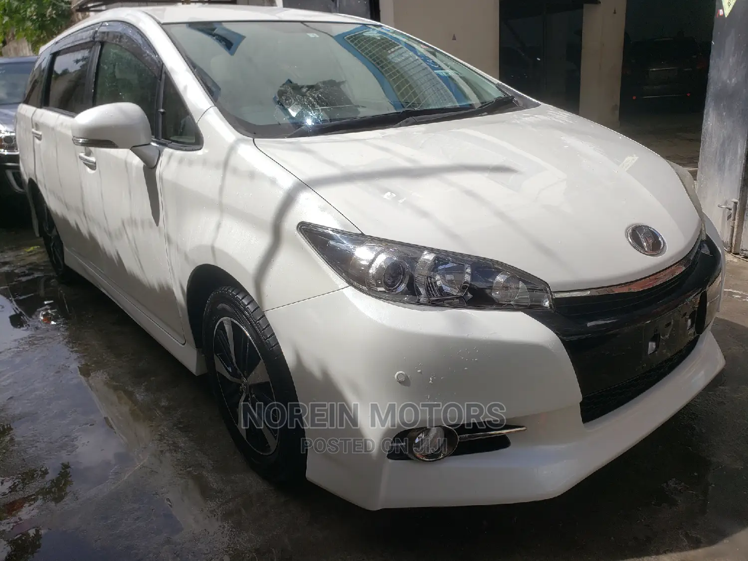 Toyota Wish 2015