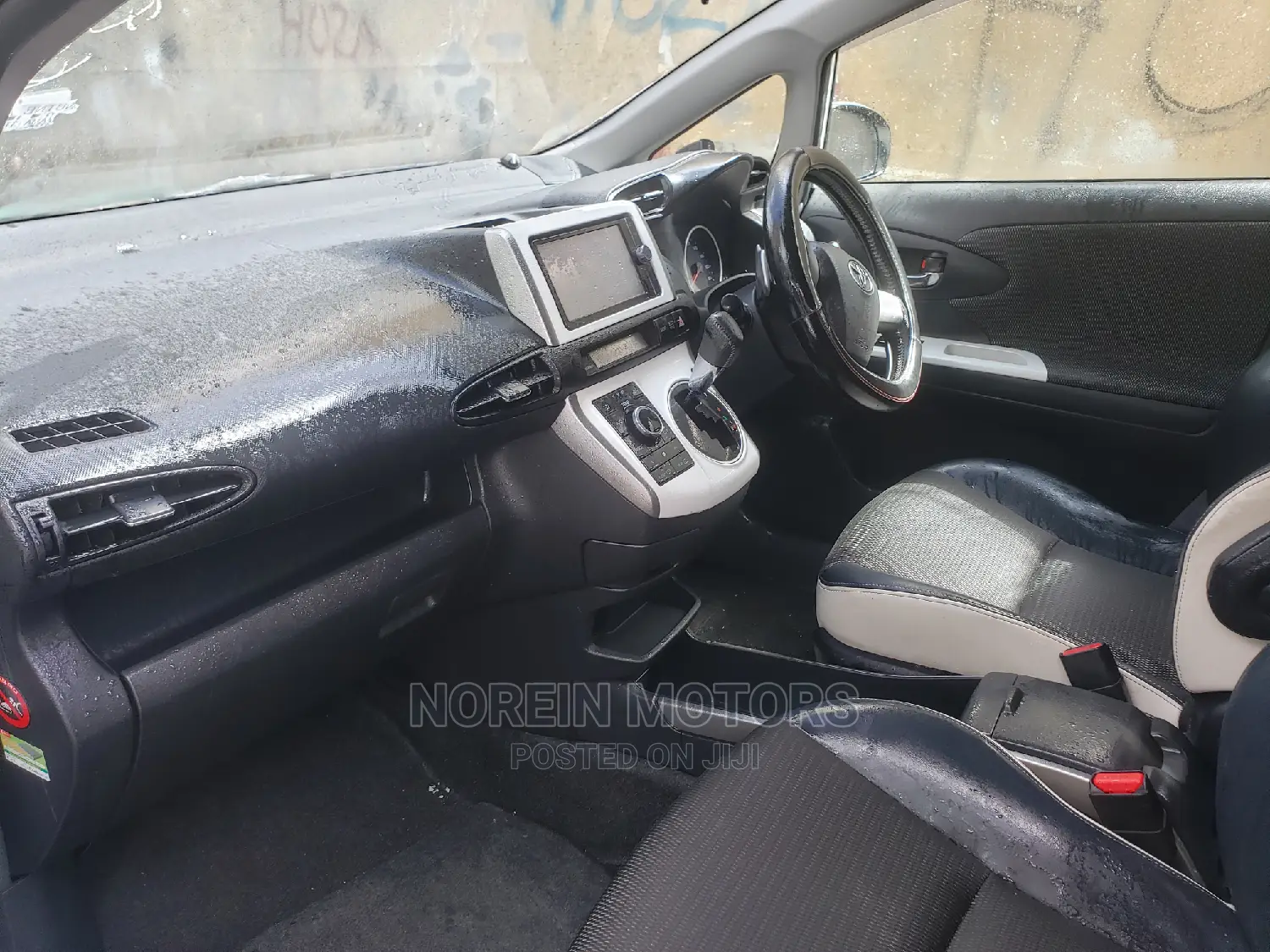 Toyota Wish 2015