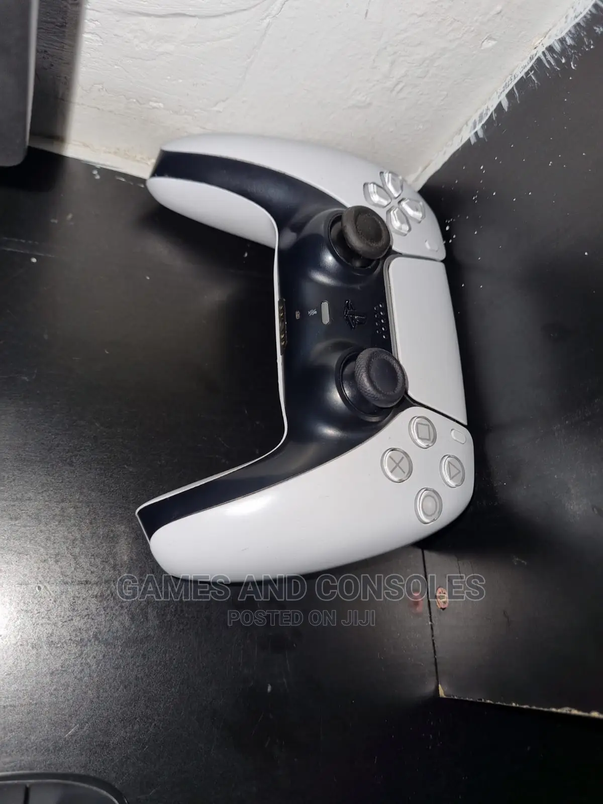 Ps5 Pad Pre Owned