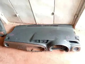 Dashboard Toyota Vits Model 2011