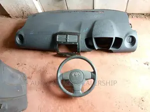Dashboard Toyota Ist New Model
