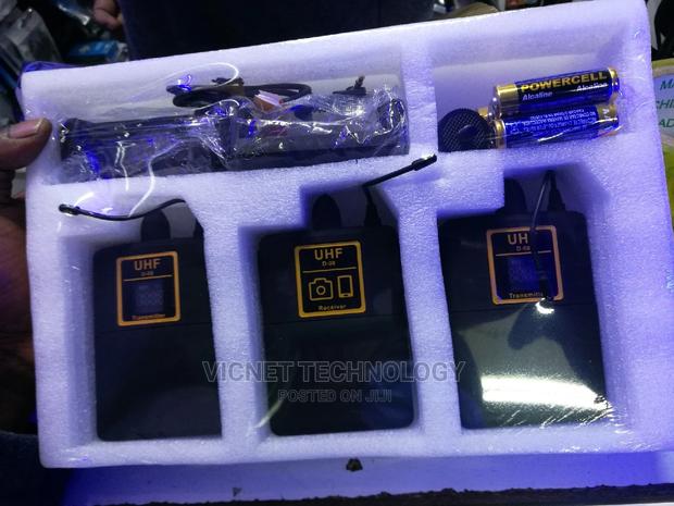 UHF Wireless Headset Lapel Mic With Bodypack Transmitter - main view