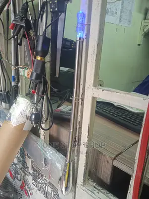 Universal Car Fm Antennae With Blue Lighting
