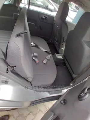 Nissan Advan 2014 Silver