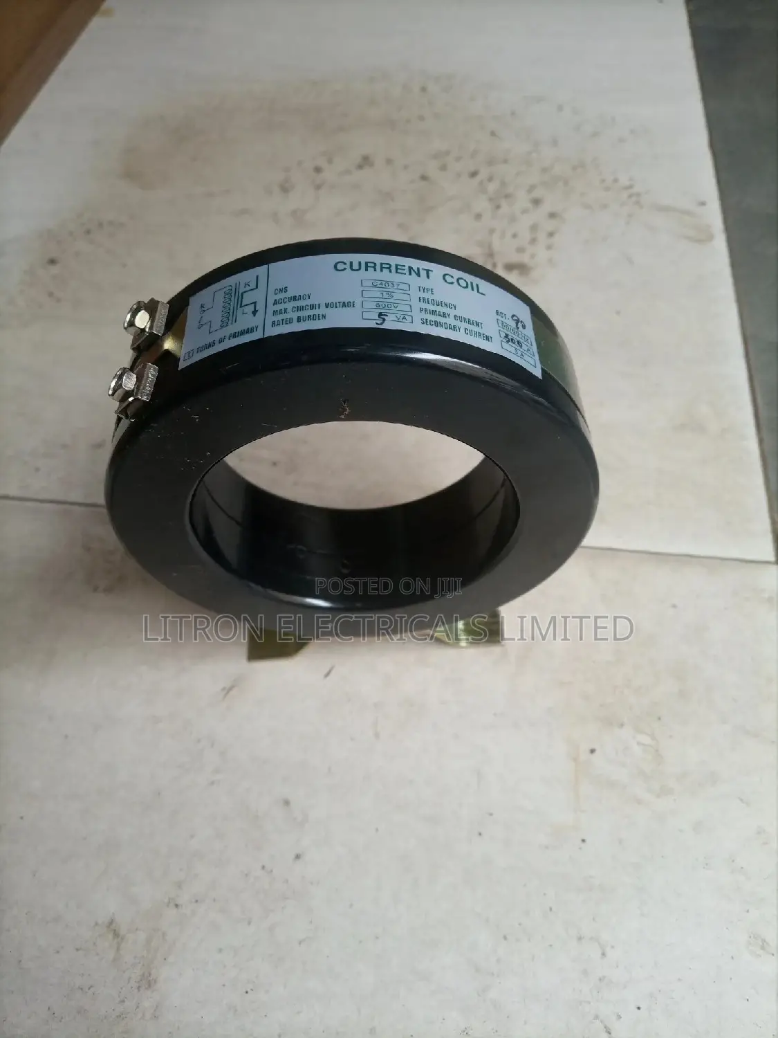 Current Transformer 300/5a