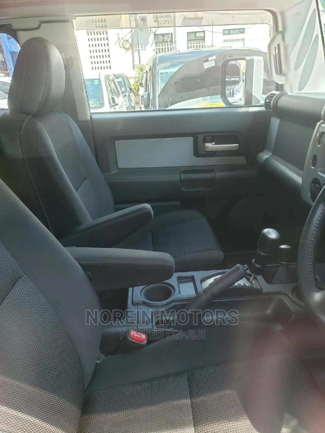 Toyota FJ Cruiser 2014 Gray