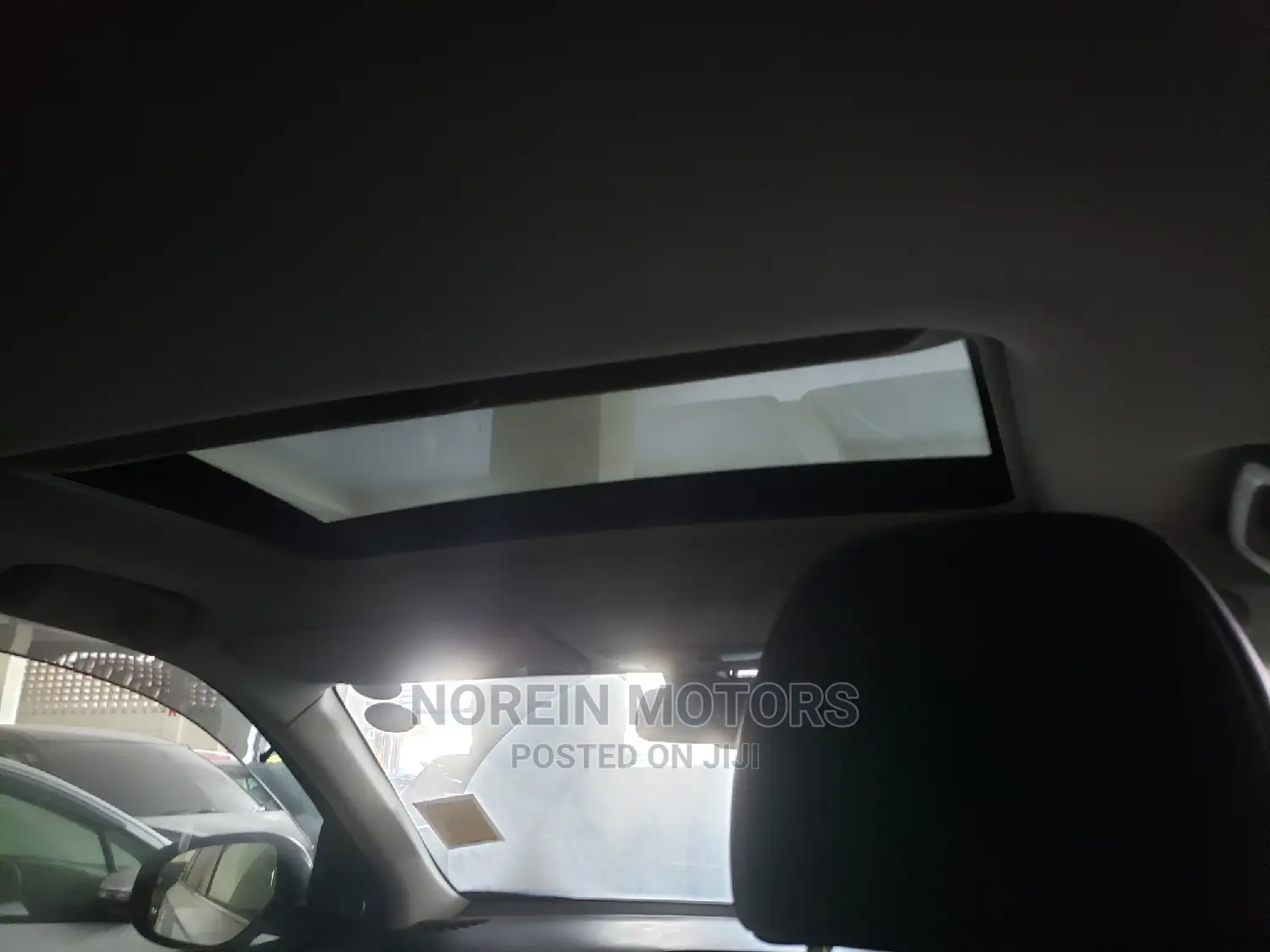 Mitsubishi Outlander 2015 Off White