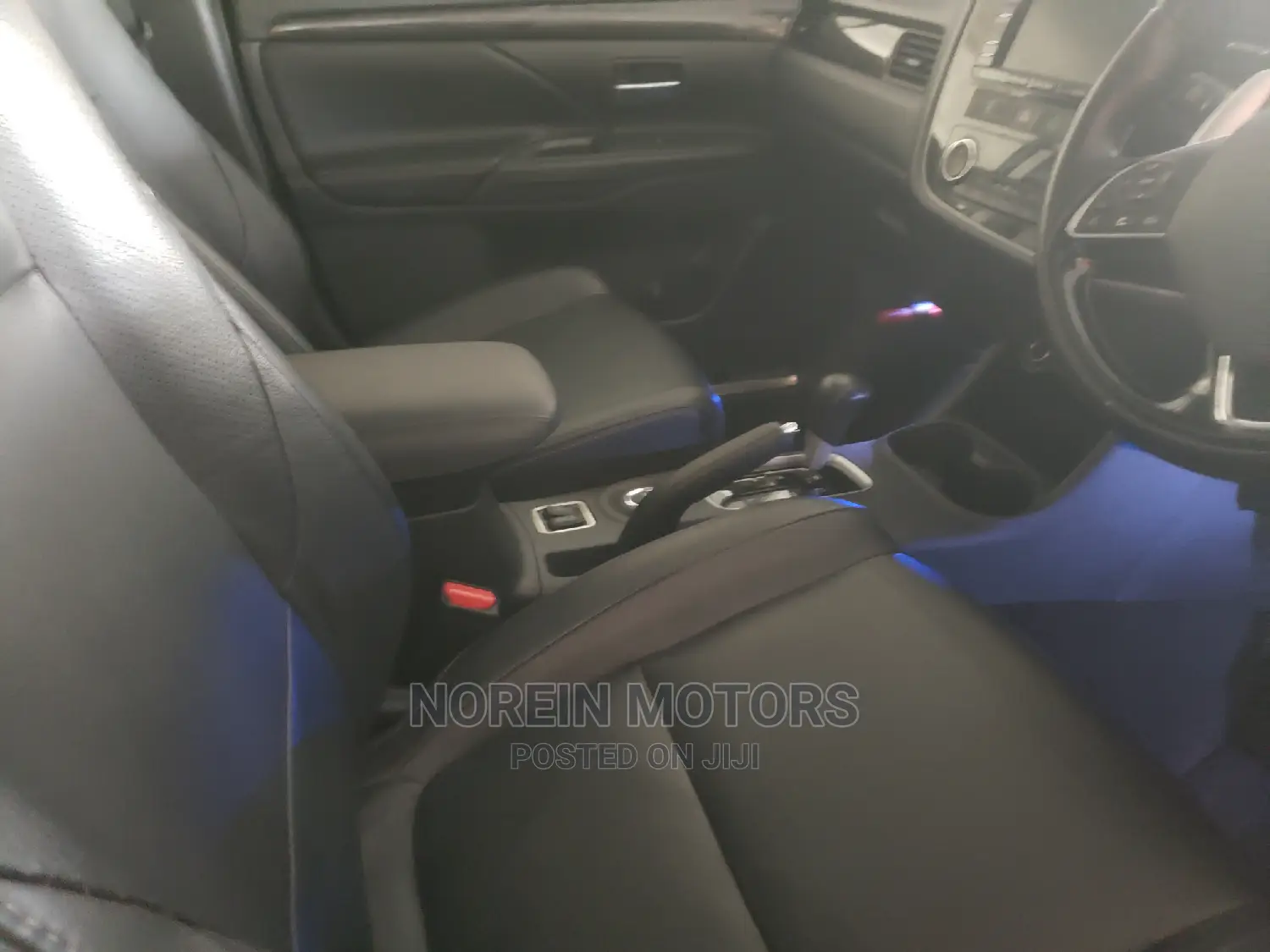Mitsubishi Outlander 2015 Off White