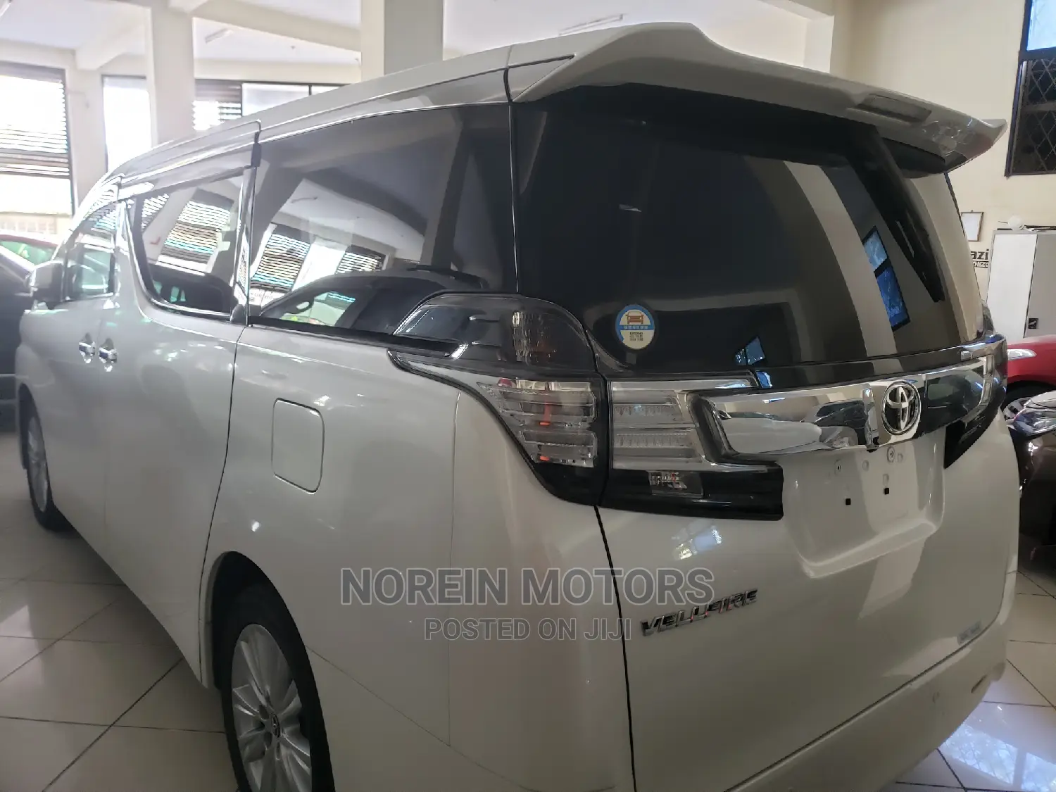 Toyota Vellfire 2015 Off White