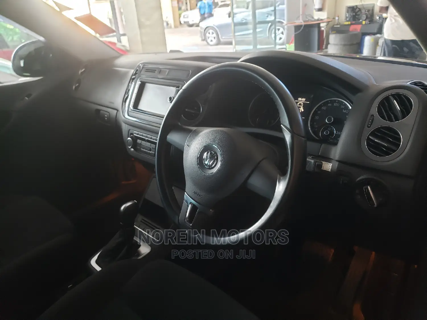 Volkswagen Tiguan 2015 Gray
