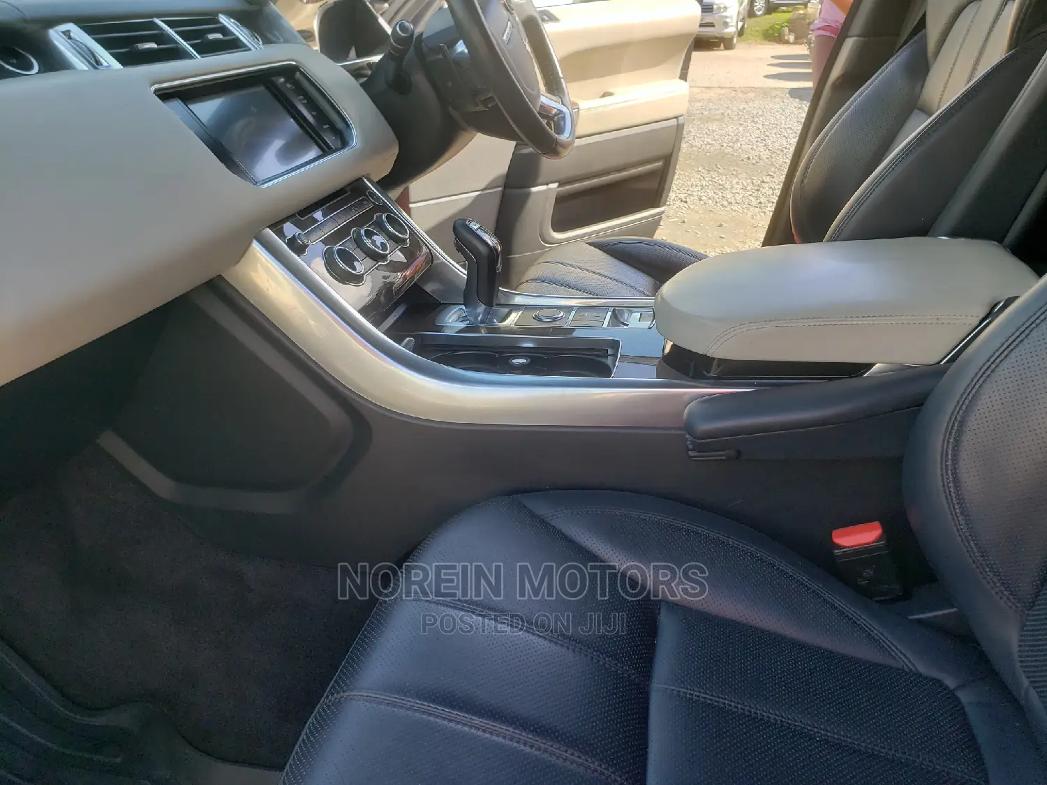 Land Rover Range Rover Sport 2015 Orange