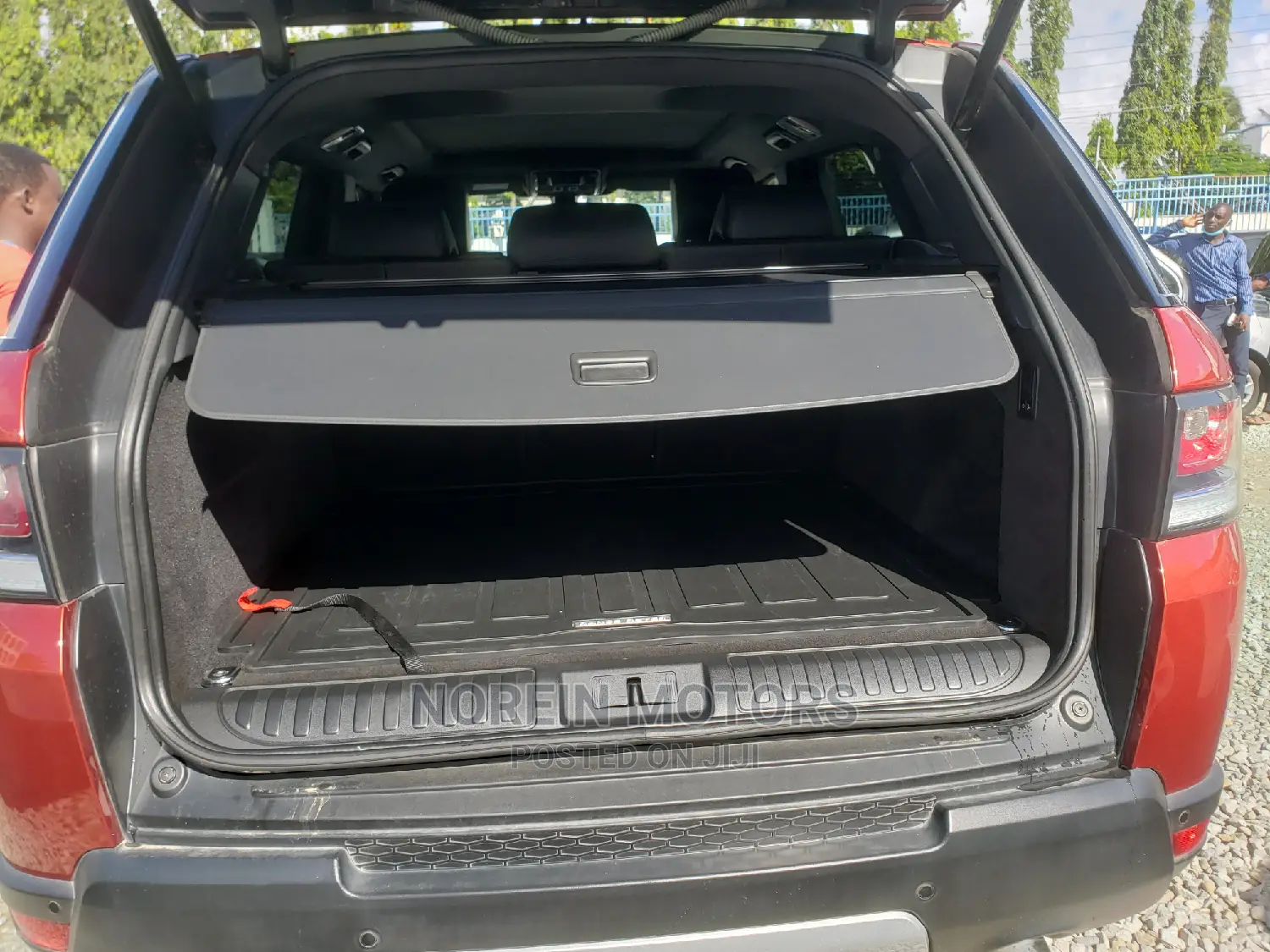 Land Rover Range Rover Sport 2015 Orange