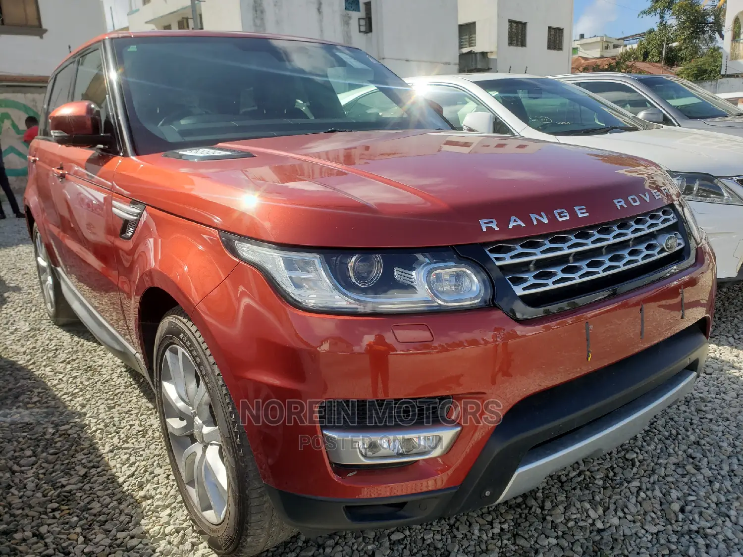 Land Rover Range Rover Sport 2015 Orange